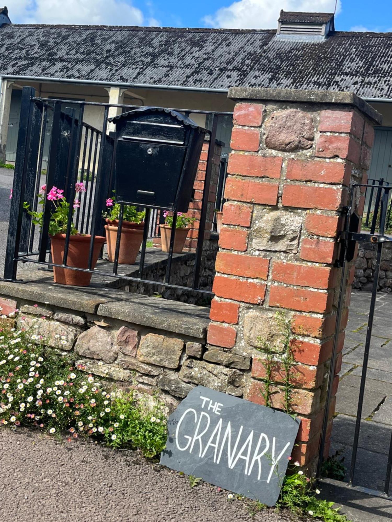 The Granary Vila Abergavenny Exterior foto